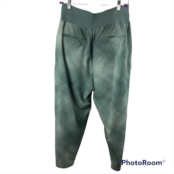 Athleta Nolita Slim Tapered Printed Crop Pant Size 14 - Picture 3 of 8